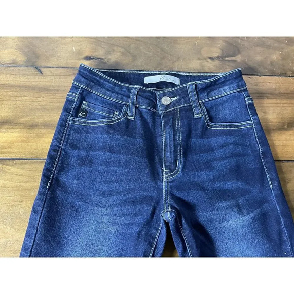 Kancan Womens Size 1/24 Mid Rise Skinny Dark Wash Jeans - Picture 3 of 9